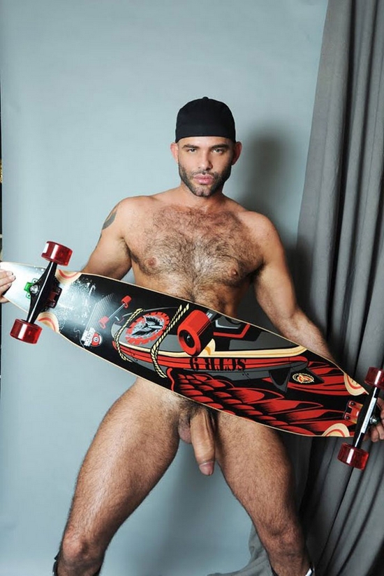 Naked big dicked skateboarder
